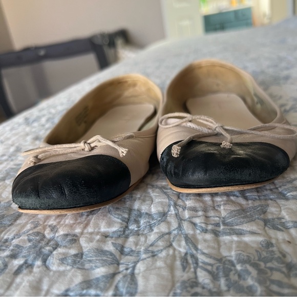 Cap Toe Loft Ballet Flats - Picture 2 of 7